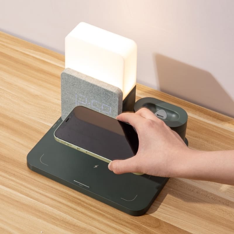 Carregador por Indução Luminária de Mesa e Despertador Homedec