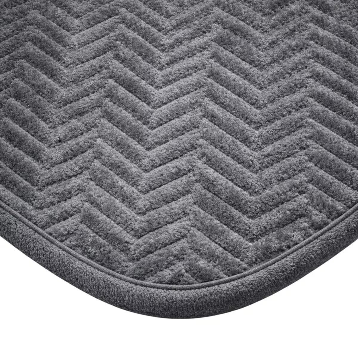 borda arredondada do jogo de tapete para banheiro antiderrapante