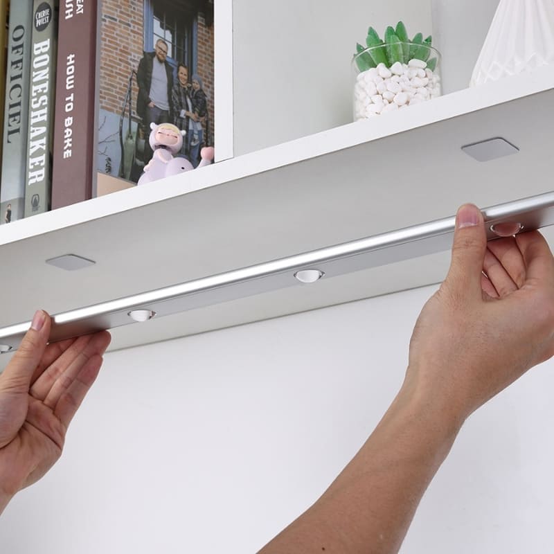 Luminária de LED Magnética com Sensor de Movimento Homedec
