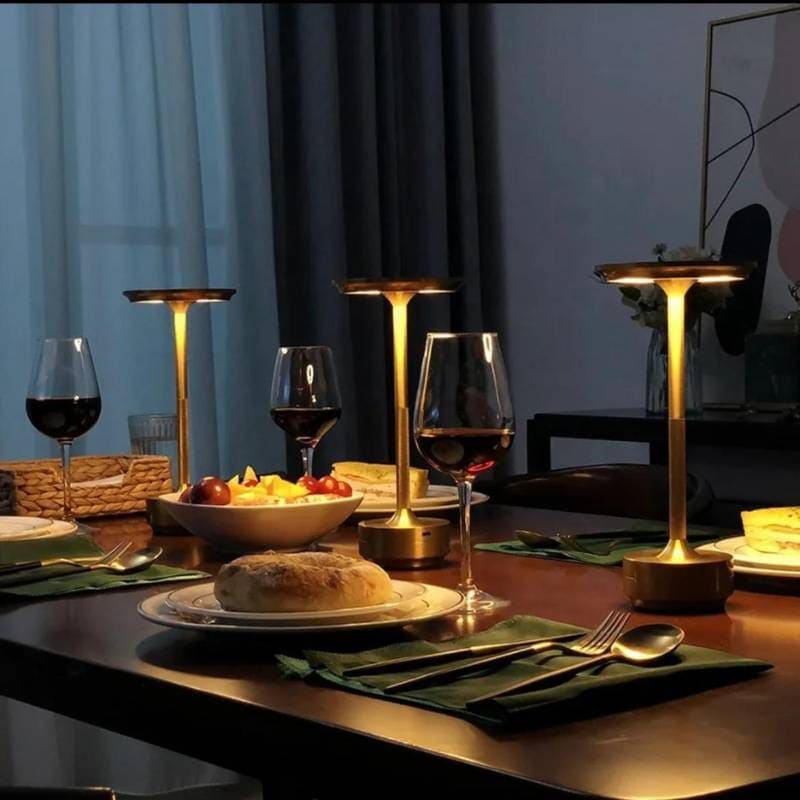 Luminária de Mesa LED Sem Fio Metal Recarregável Homedec