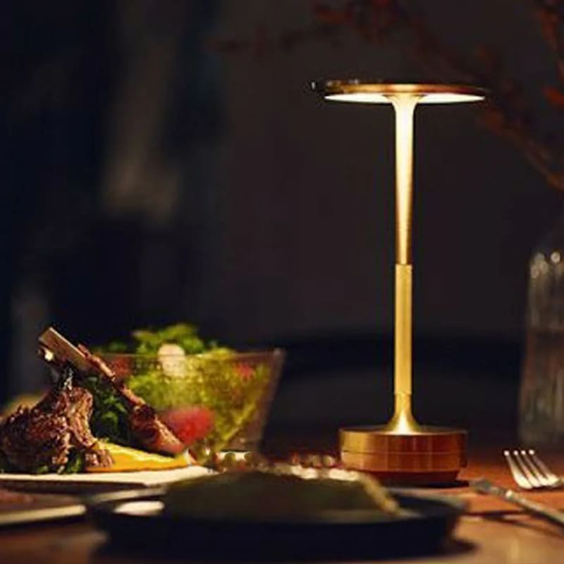 Luminária de Mesa LED Sem Fio Metal Recarregável Homedec